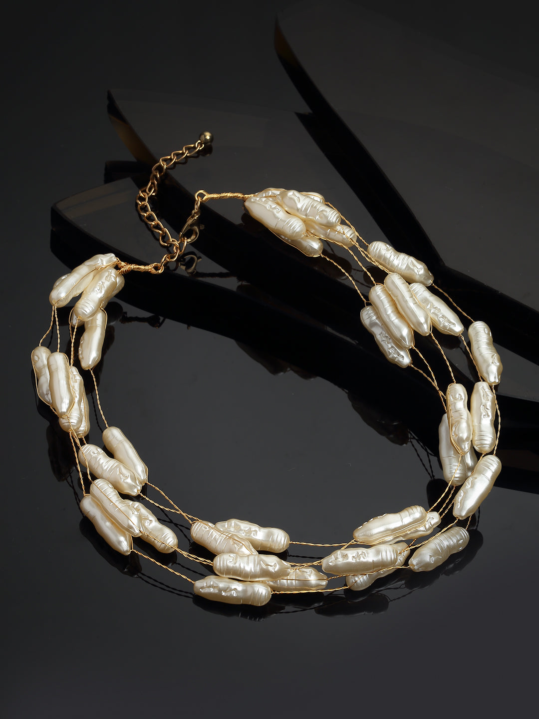 Hermosa Pearl Necklace